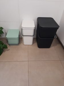 Cubos de basura Sort & Go Orden en casa